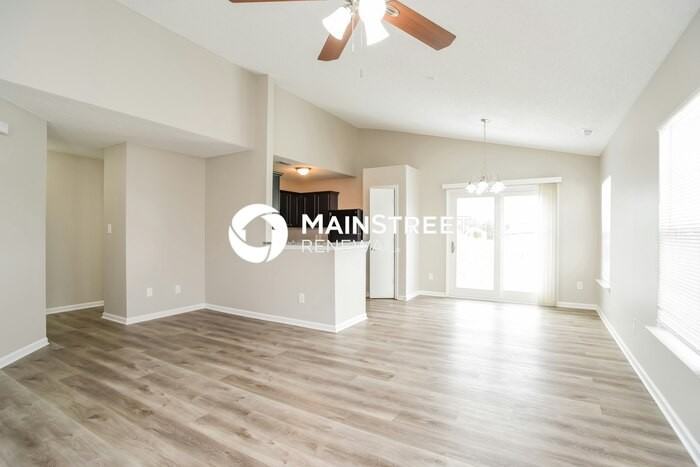 10511 Katie Creek Ct - Photo 3 of 16