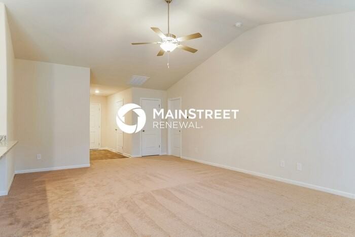 508 Gusty Ln - Photo 3 of 16