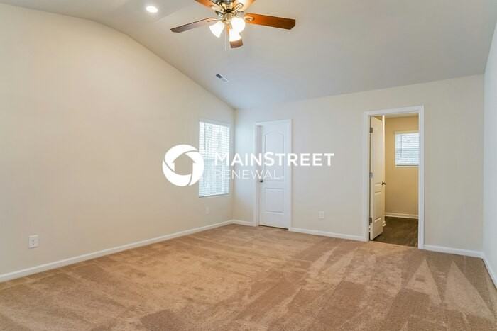 508 Gusty Ln - Photo 7 of 16