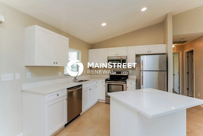 1405 Sw 13th Ter - Photo 7 of 16