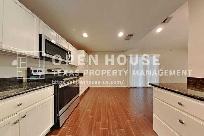 10103 Golden Meadow Dr - Photo 7 of 22