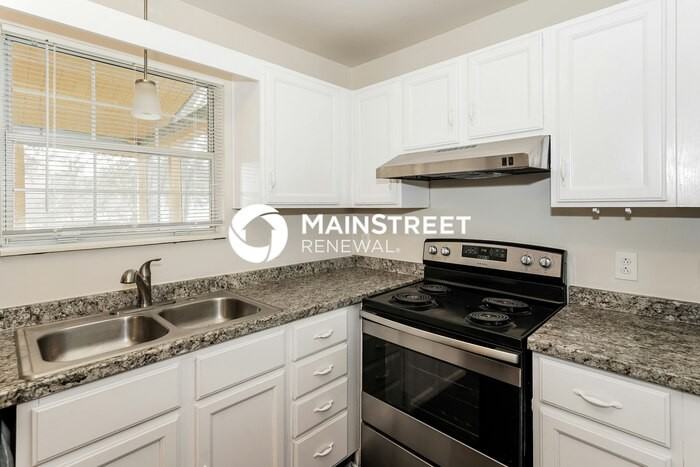 508 Robbie Ann Ct - Photo 4 of 17