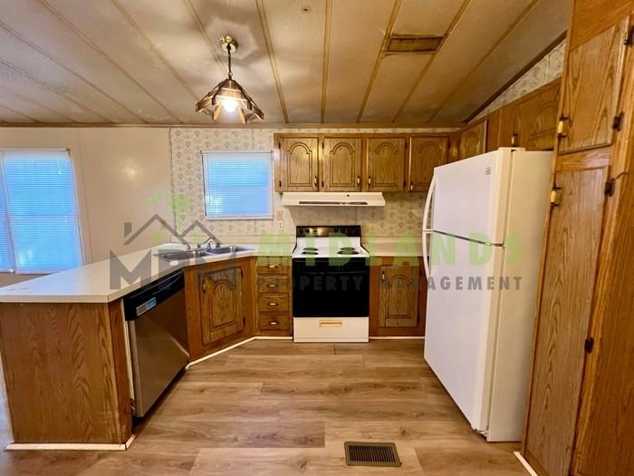 4993 Beckman Rd - Photo 5 of 22