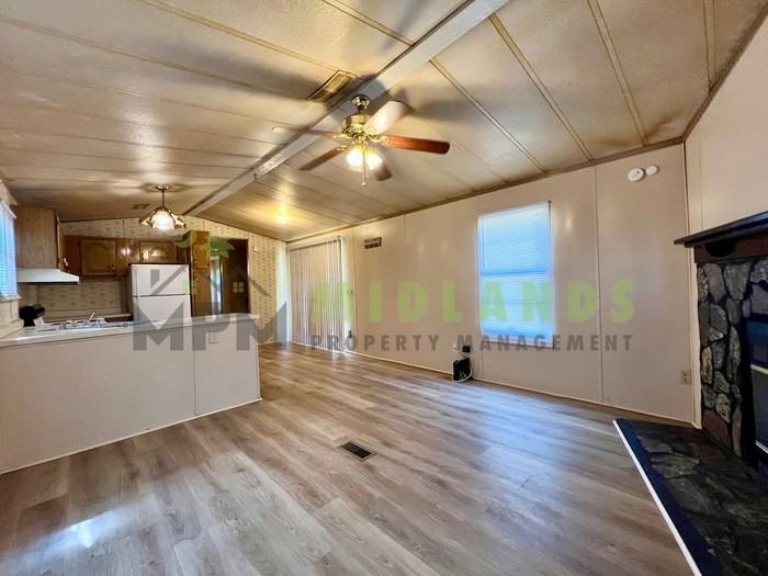 4993 Beckman Rd - Photo 6 of 22