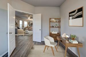 featured image of 2414 E 6th St #B