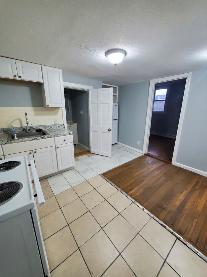 374 Arch St #3 - Photo 2 of 10