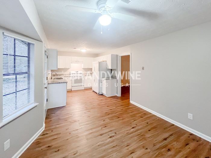 5063 Springtree Ct - Photo 6 of 27