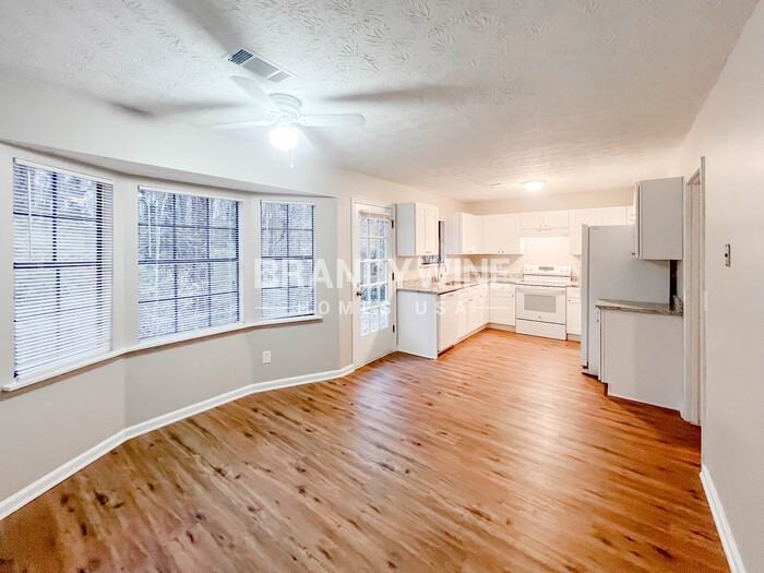 5063 Springtree Ct - Photo 7 of 27