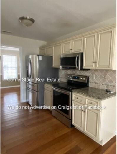 50 Breezewood Dr - Photo 2 of 40