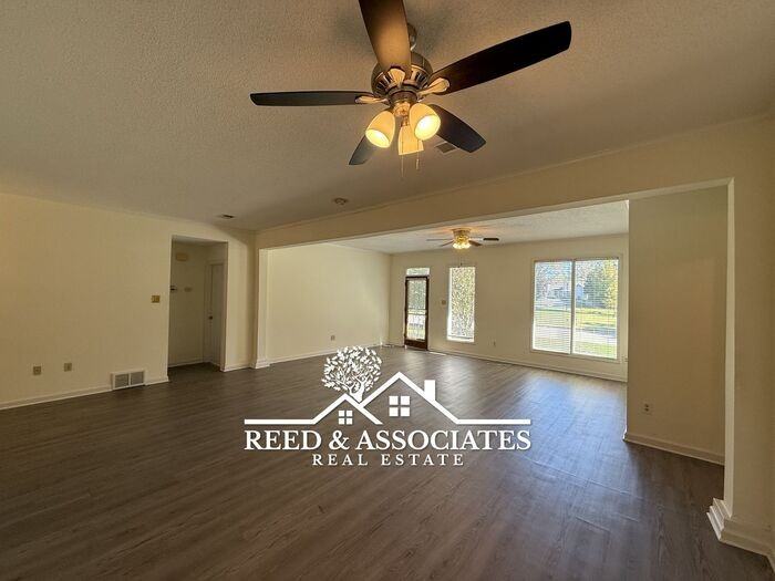 7944 Annes Cir - Photo 4 of 13