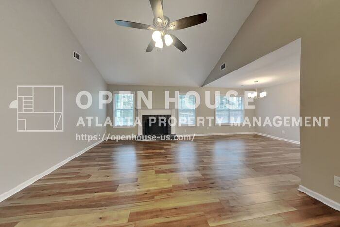 3261 Chesterfield Ct - Photo 4 of 20