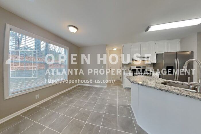 3261 Chesterfield Ct - Photo 6 of 20