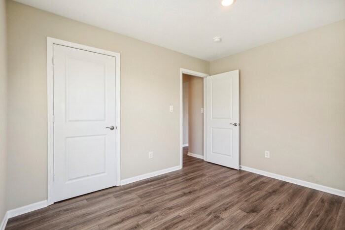 565 Marsh Aster Dr - Photo 4 of 34