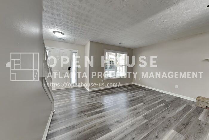 275 Grayson Manor Dr - Photo 5 of 20