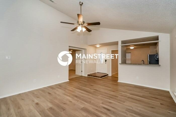 1334 Cedar Ridge Dr - Photo 2 of 18