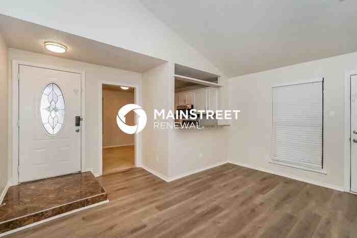 1334 Cedar Ridge Dr - Photo 4 of 18