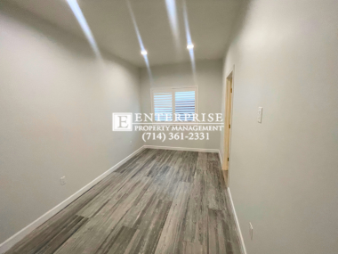 6084 Camphor Ave - Photo 5 of 10