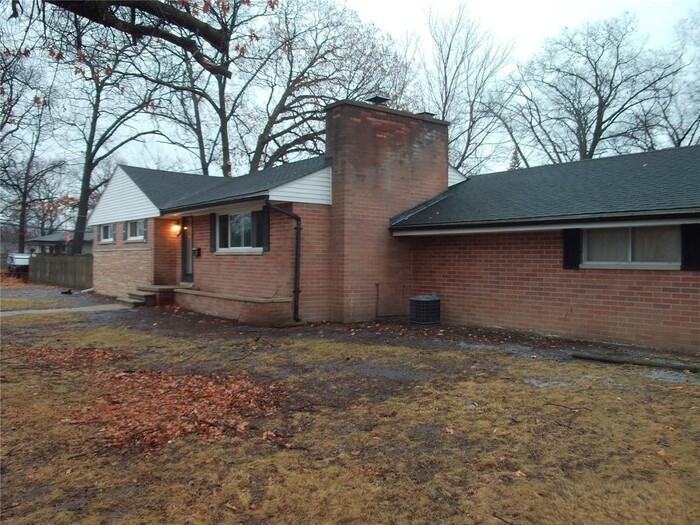 4656 Toepfer Rd - Photo 2 of 18