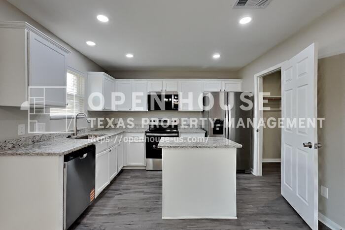 8403 Misty Prairie Ln - Photo 6 of 20