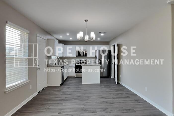 8403 Misty Prairie Ln - Photo 7 of 20