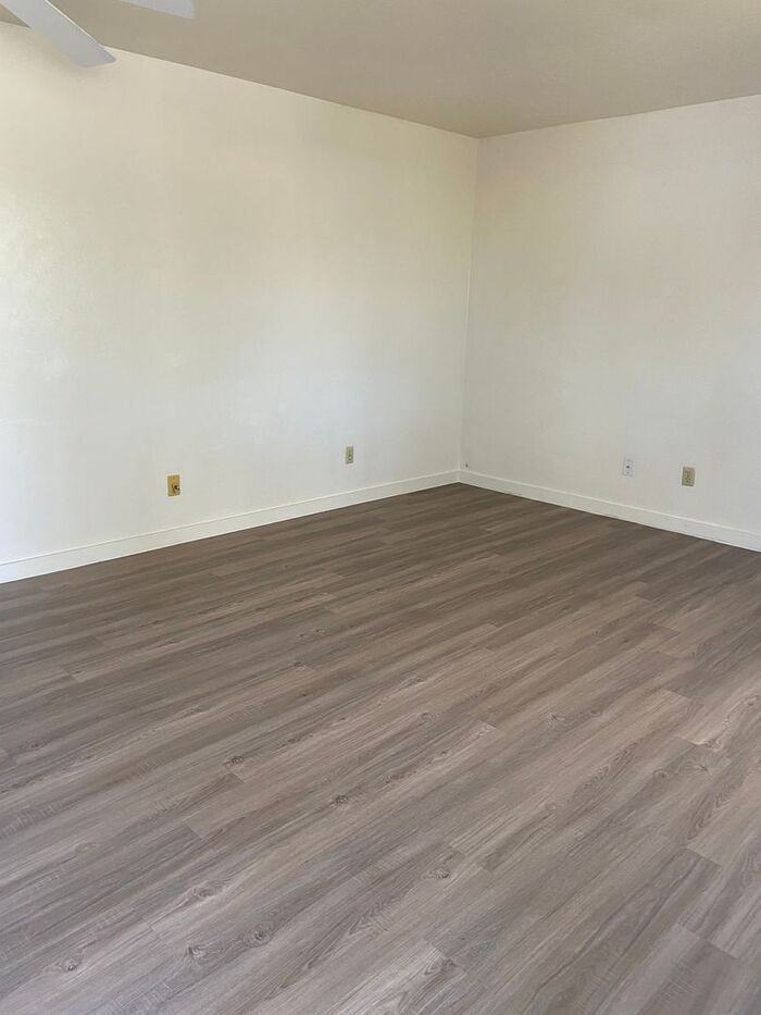 1416 E Linden St #2 - Photo 7 of 18