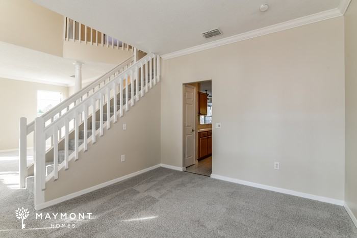 1026 Woodflower Way - Photo 7 of 14