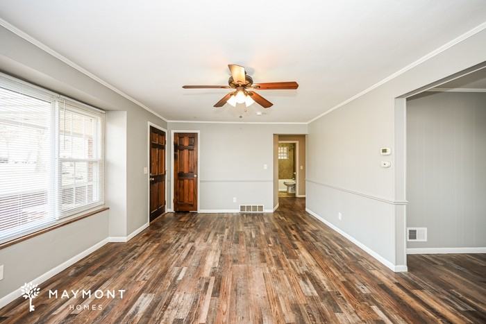 2461 Pinwood Ln - Photo 6 of 13