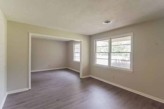 6041 Pineleaf Dr - Photo 6 of 11