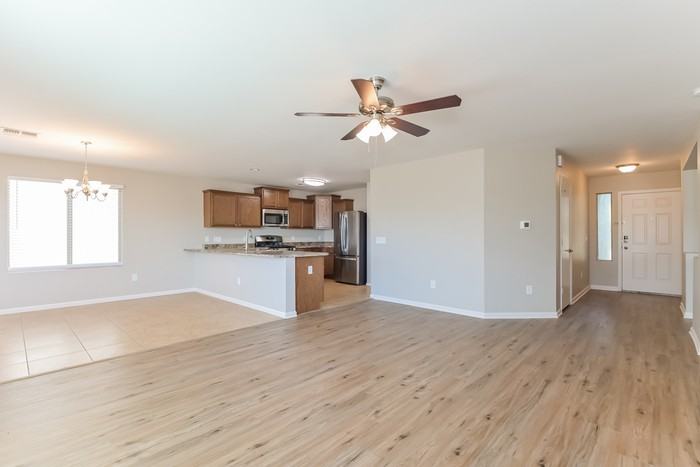 8263 W Melanitta Dr - Photo 5 of 21