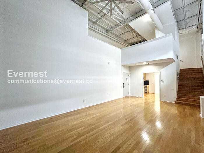 415 S Front St #111 - Photo 7 of 23