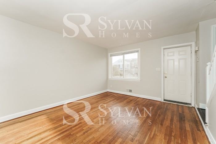 41 Upmanor Rd - Photo 4 of 16