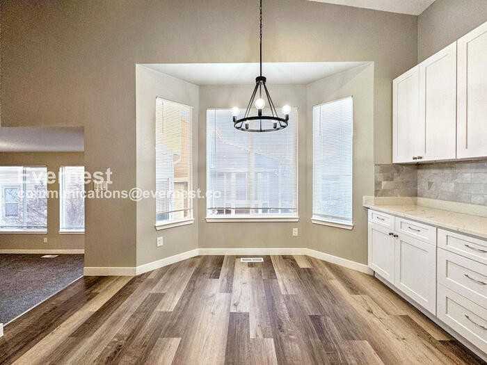 10626 Cherrybrook Cir - Photo 3 of 26