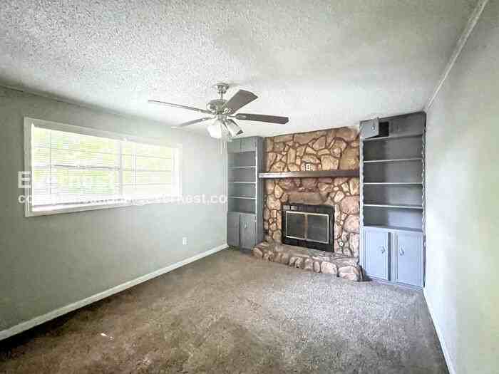 110 Border Cir - Photo 7 of 16