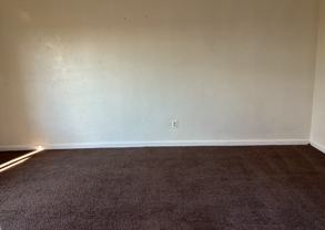 1217 W 6th St #A - Photo 1 of 1