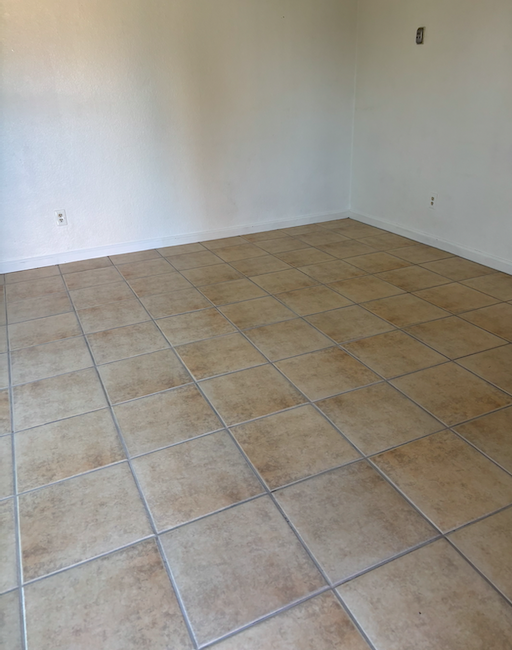 1217 W 6th St #A - Photo 2 of 4