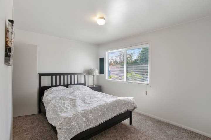 1402 Jefferson Ave Ne #1402 - Photo 2 of 6