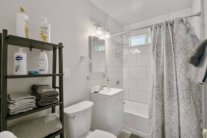 1402 Jefferson Ave Ne #1402 - Photo 6 of 6