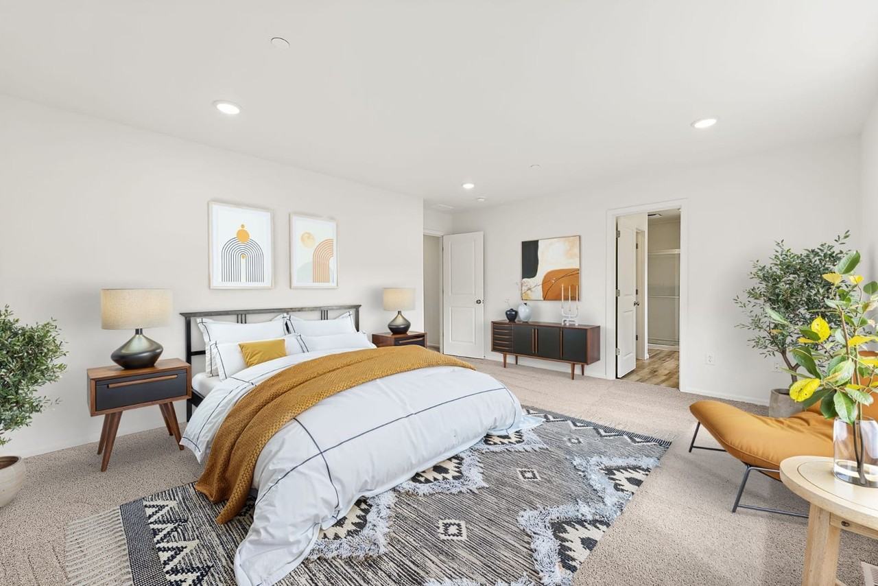 620 Alocasia St Ne #NA - Photo 7 of 12