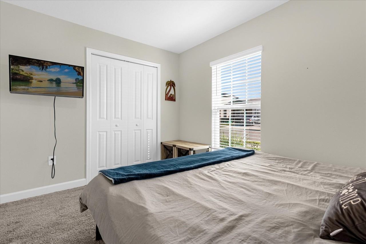 148 Taft Dr #NA - Photo 3 of 18