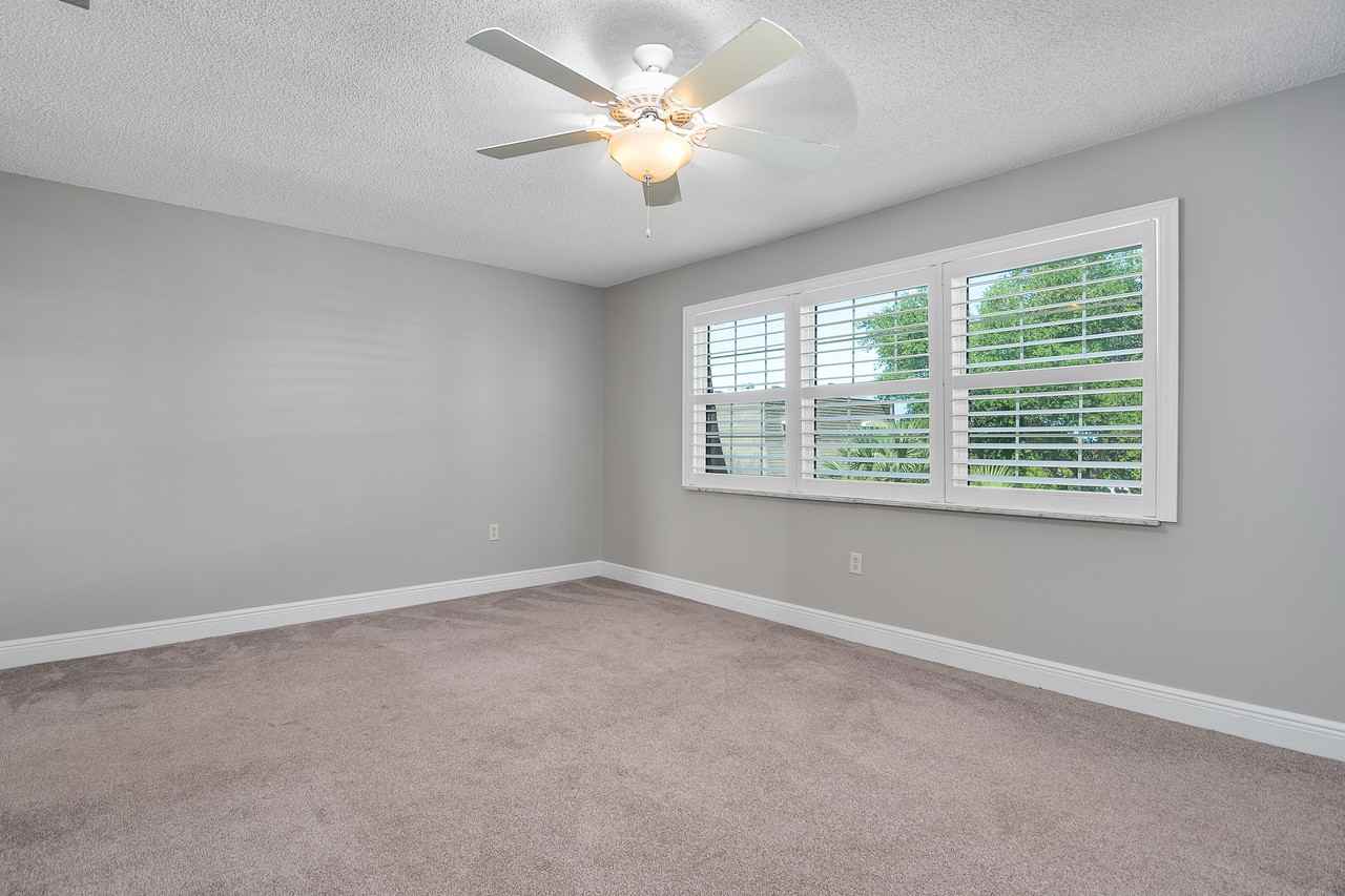 1901 Indian River Blvd #D202 - Photo 6 of 6