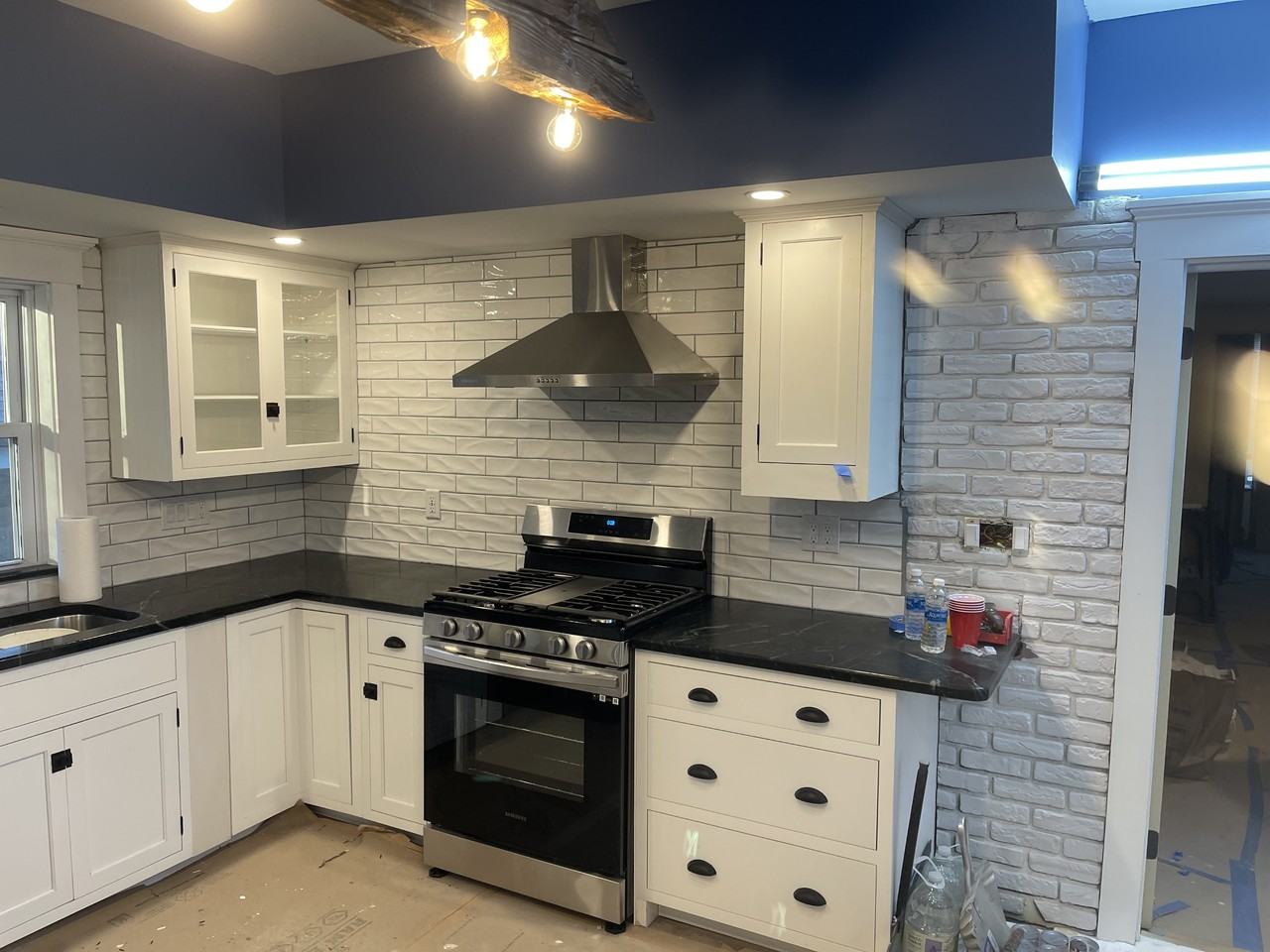 329 Cedar St #1stFLUNIT - Photo 3 of 16