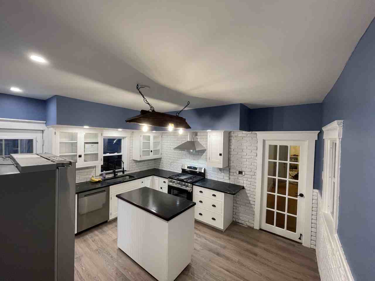 329 Cedar St #1stFLUNIT - Photo 6 of 16