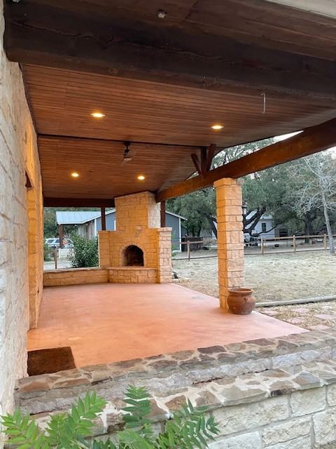 3336 Interstate 35 N #NA - Photo 3 of 19