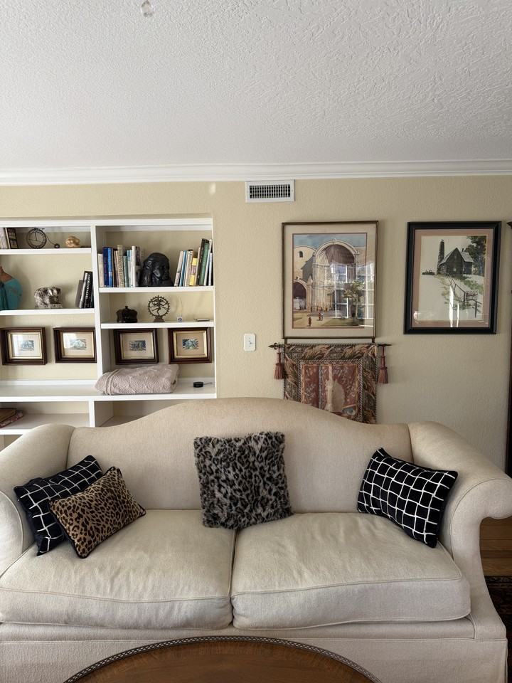 444 Fern Gln #NA - Photo 3 of 20