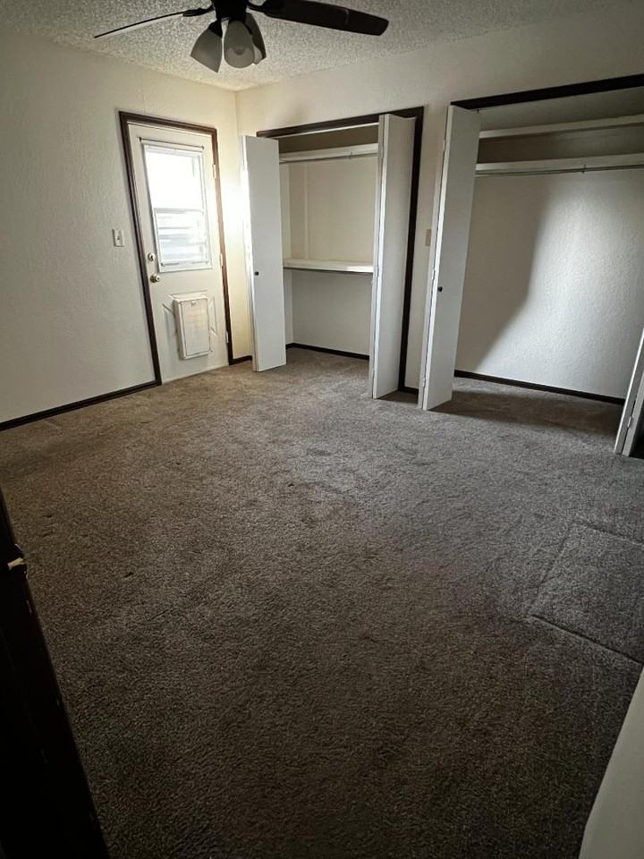 443 E Scenic Dr - Photo 6 of 8