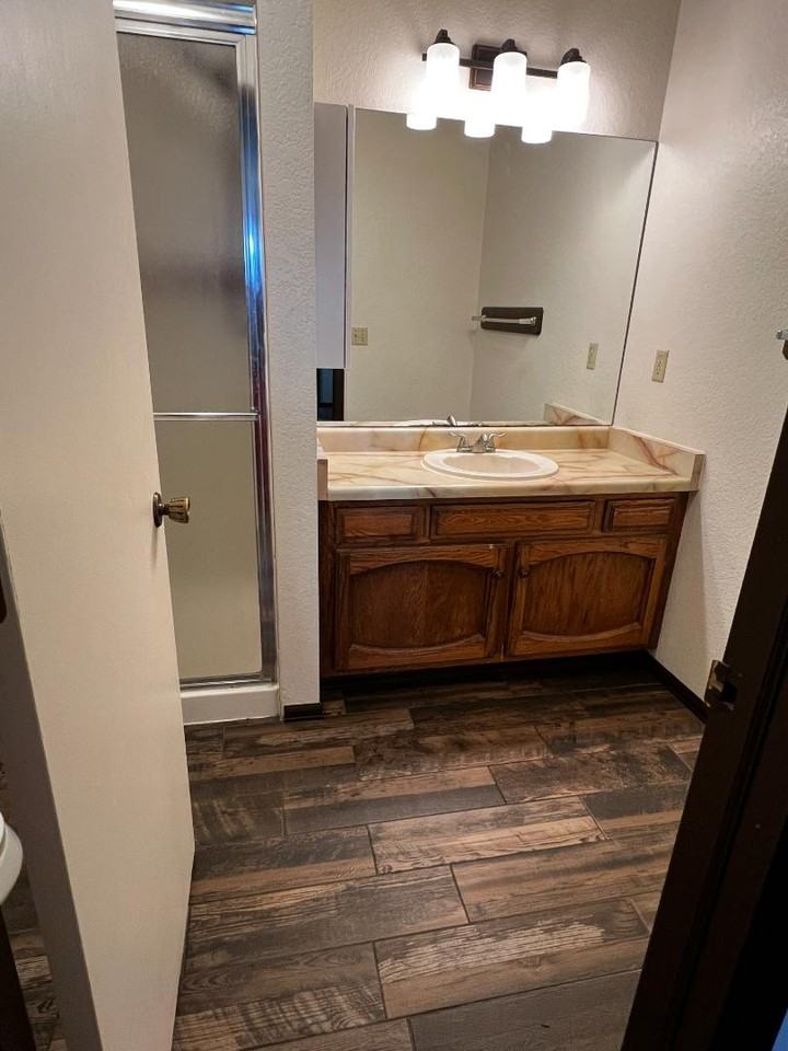 443 E Scenic Dr - Photo 7 of 8