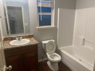 864 Nw Evans Cir #NA - Photo 3 of 3