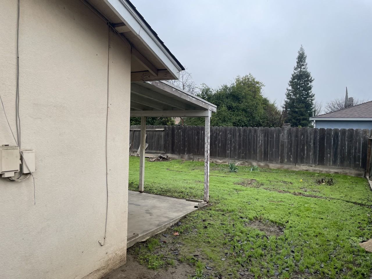 1333 Woodside Dr #NA - Photo 4 of 39