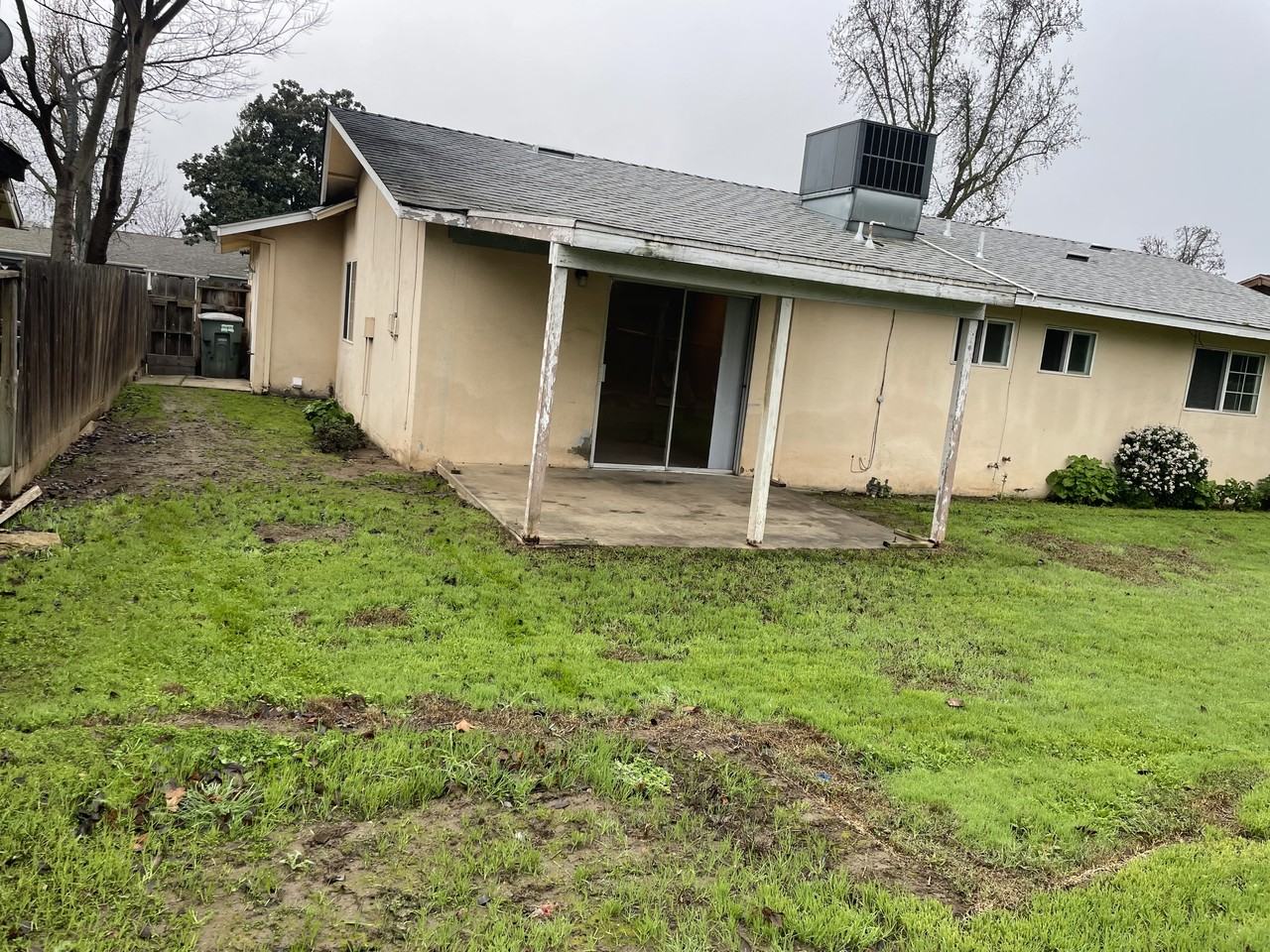 1333 Woodside Dr #NA - Photo 7 of 39