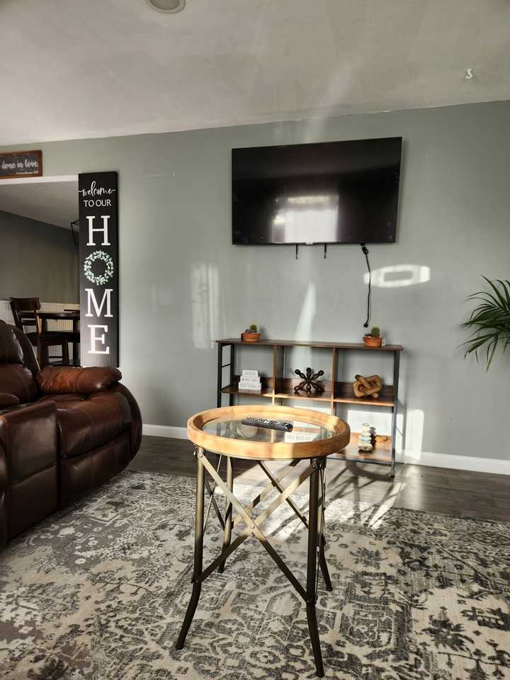 2075 E Alder St #NA - Photo 4 of 20